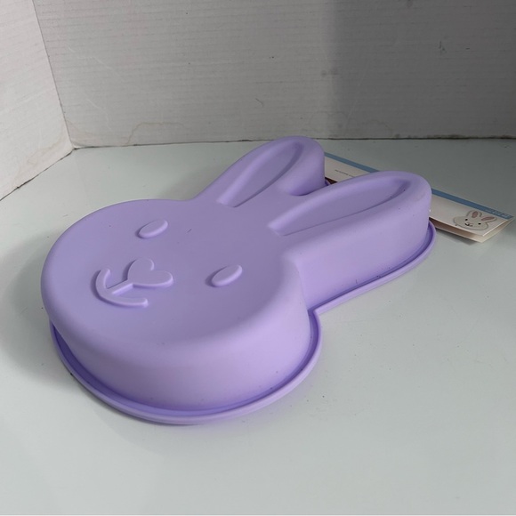 Bunny silicone cake mold - Picture 2 of 3
